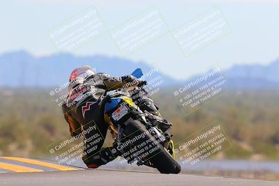 media/Oct-09-2022-SoCal Trackdays (Sun) [[95640aeeb6]]/Turn 9 Backside (120pm)/